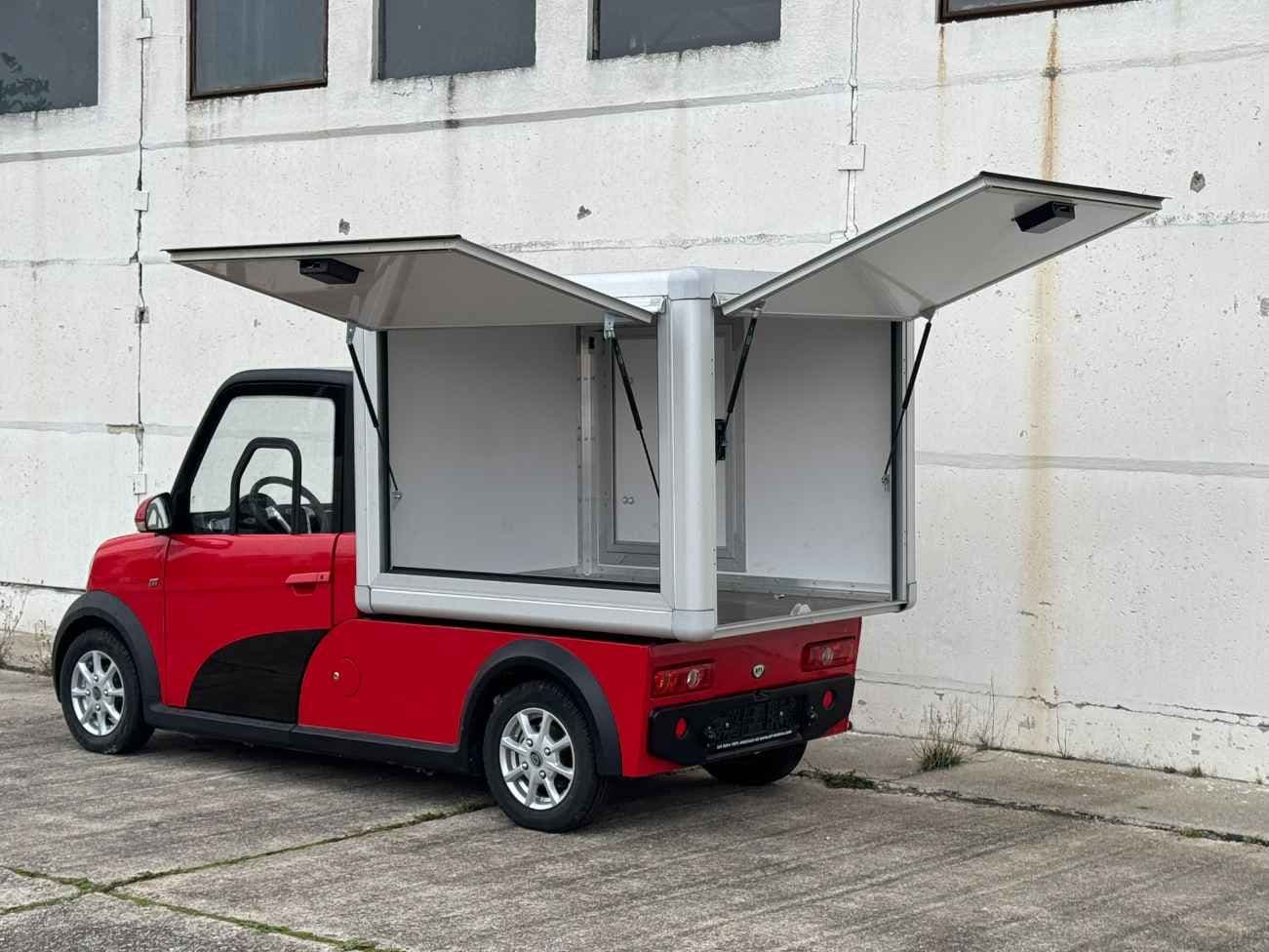 ARI 458 Food Truck (4).jpg